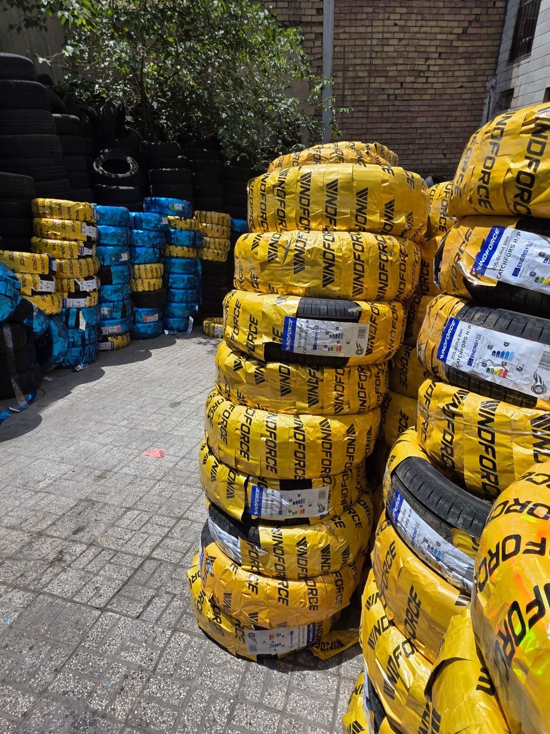 لاستیک وینفورس 205/60/14 تاریخ۲۵ پرشیا ۲۰۶ ۴۰۵|قطعات یدکی و لوازم جانبی|تهران, شمیران‌نو|دیوار