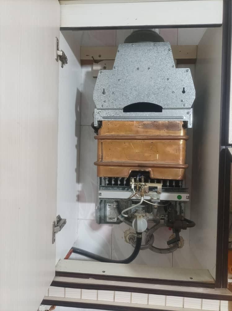 نصب وسرویس آبگرمکن ونصب نصفیه آب.نصب پمپ آب.|خدمات پیشه و مهارت|اهواز, کوی مهدیس|دیوار