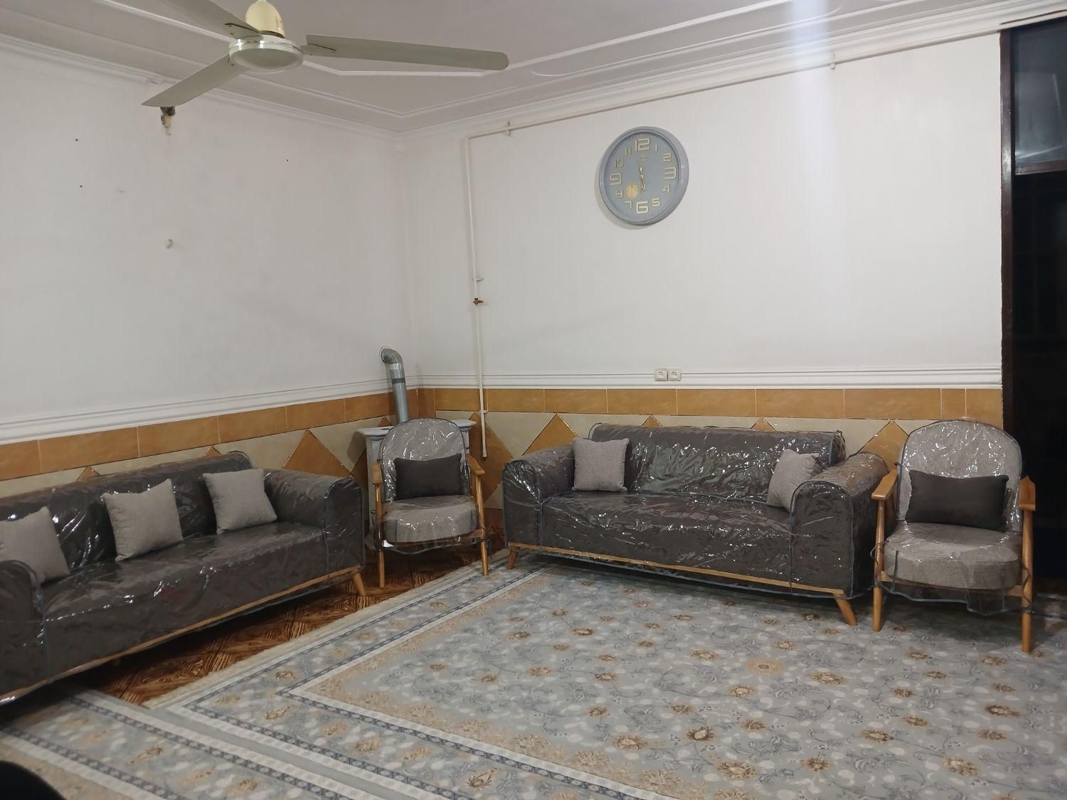 کاور مبلمان.صندلی ووسیله برقی...|مبلمان خانگی و میز عسلی|رامهرمز, |دیوار