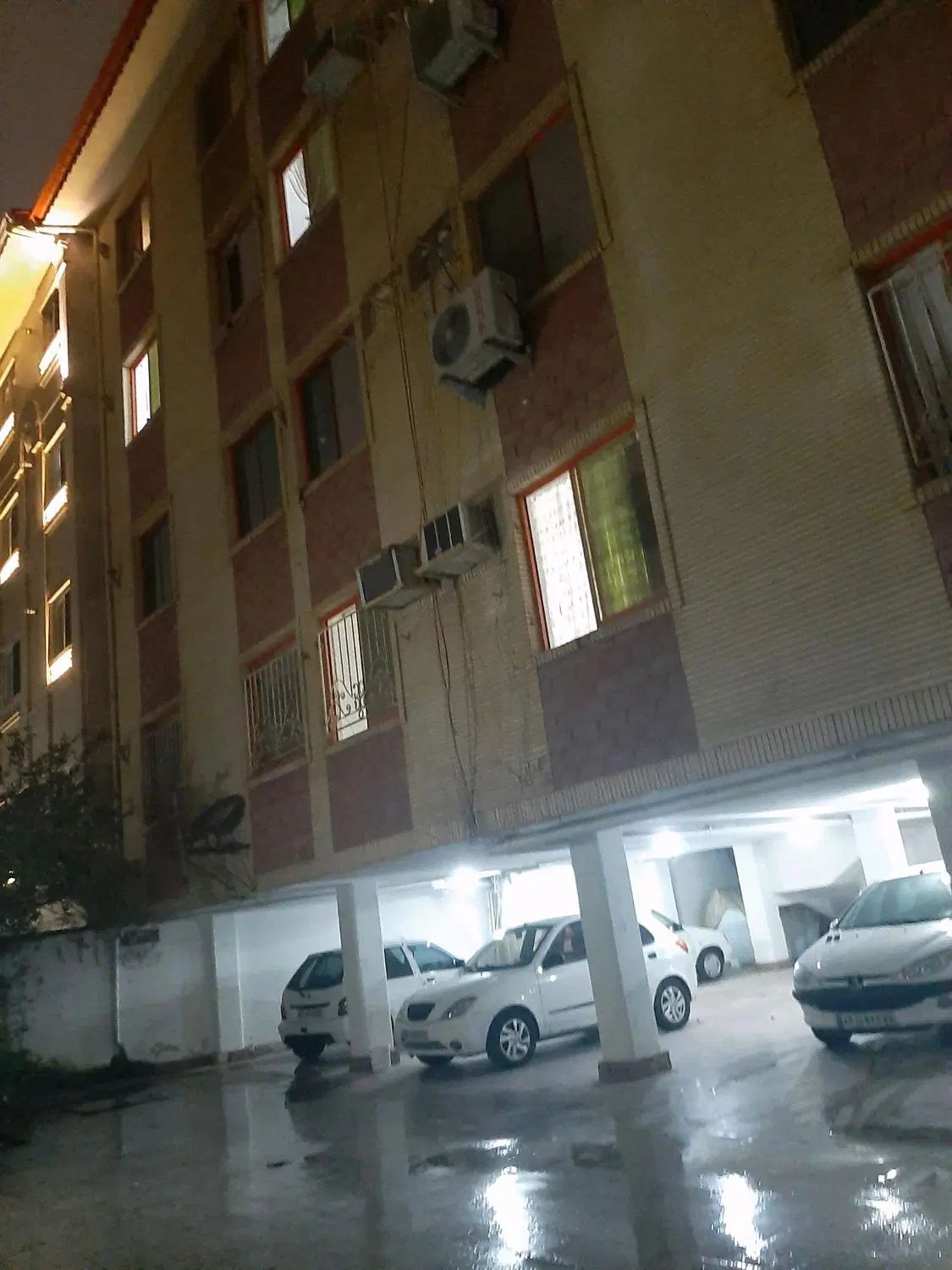 فروش ۵۵ متری سندداررودبارتان پل عراق ساغریسازان|فروش آپارتمان|رشت, رودبارتان|دیوار