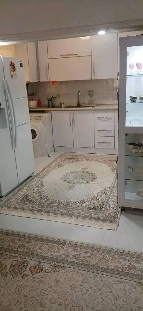 فروش ۸۰متری/پارک اختصاصی/گلسار/ سمیه ۱۲۲|فروش آپارتمان|رشت, کاکتوس|دیوار
