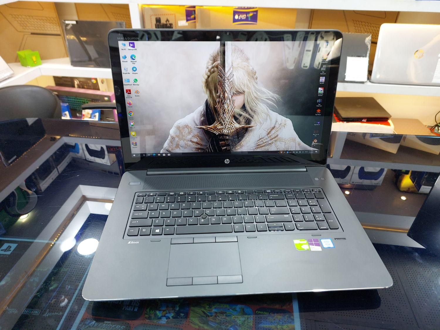 لمسی 17 اینچ رم 32G گرافیک مجزا 4GB اقساط چک و طلا|رایانه همراه|مشهد, سراب|دیوار