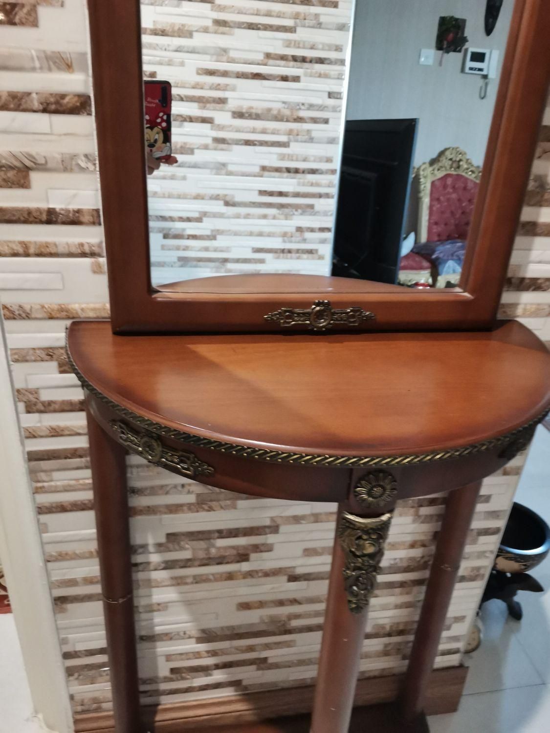 میز کنسول اینه سرهم تمام چوب وقدیمی شیک و زیبا|بوفه، ویترین، کنسول|تهران, ازگل|دیوار