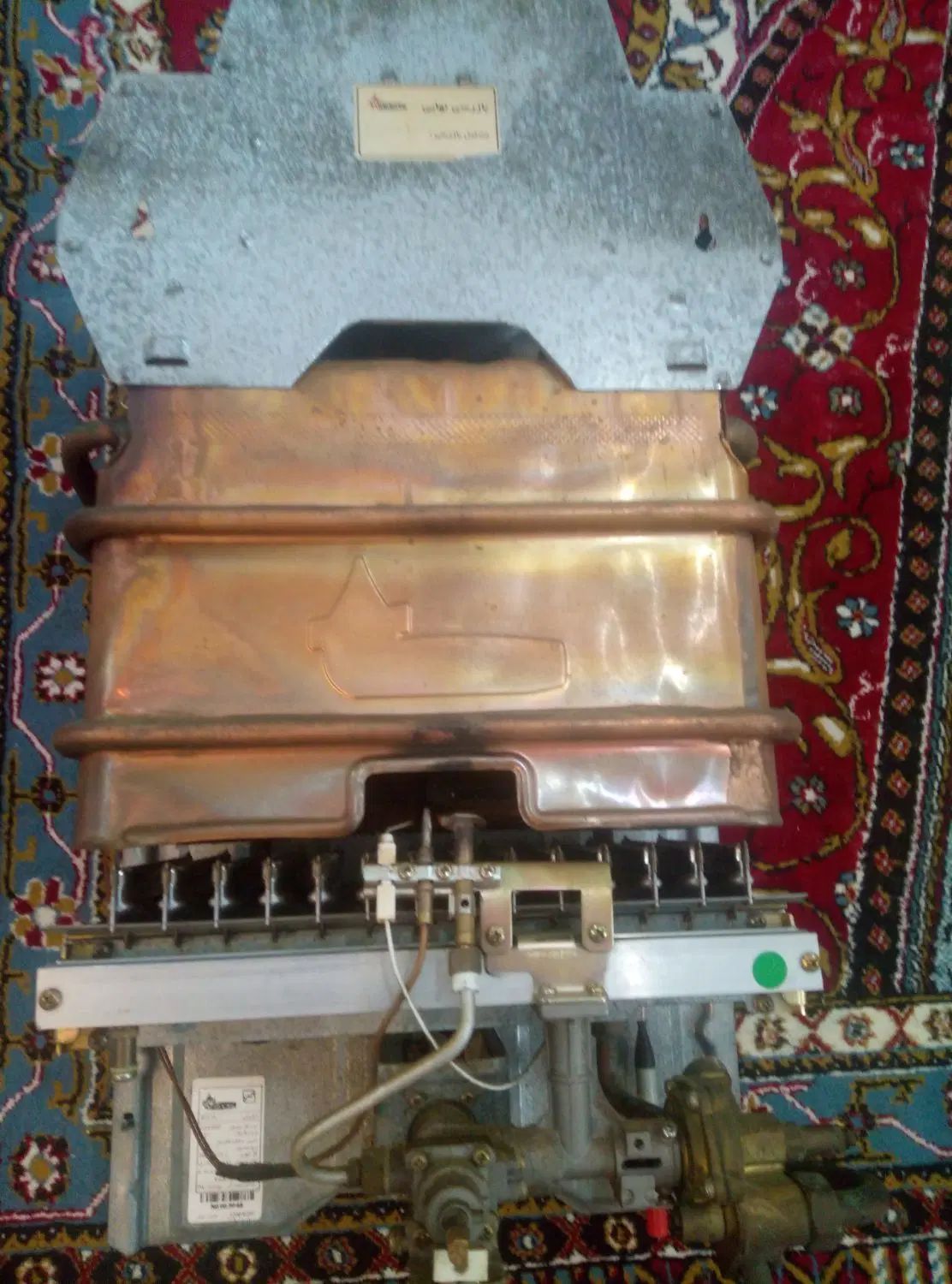 آبگرمکن دیواری بوتان3115|آبگرمکن، پکیج، شوفاژ|اصفهان, لاله|دیوار