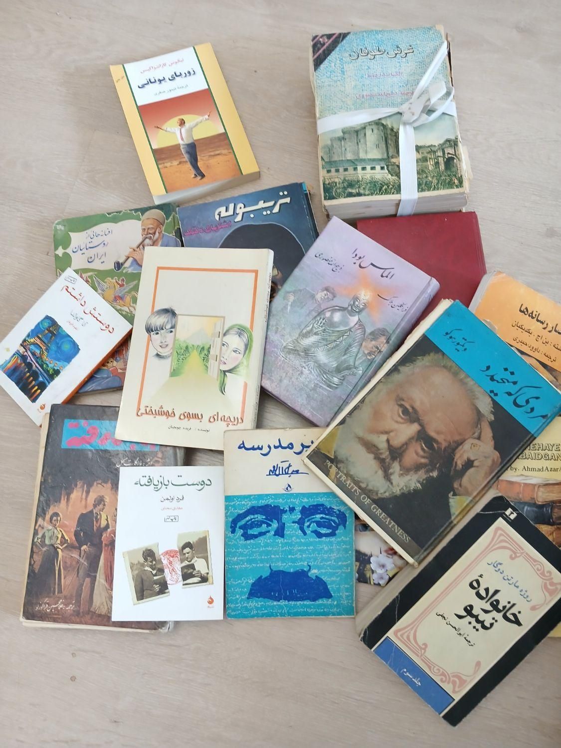 کتاب رمان|کتاب و مجله ادبی|تهران, سعادت‌آباد|دیوار