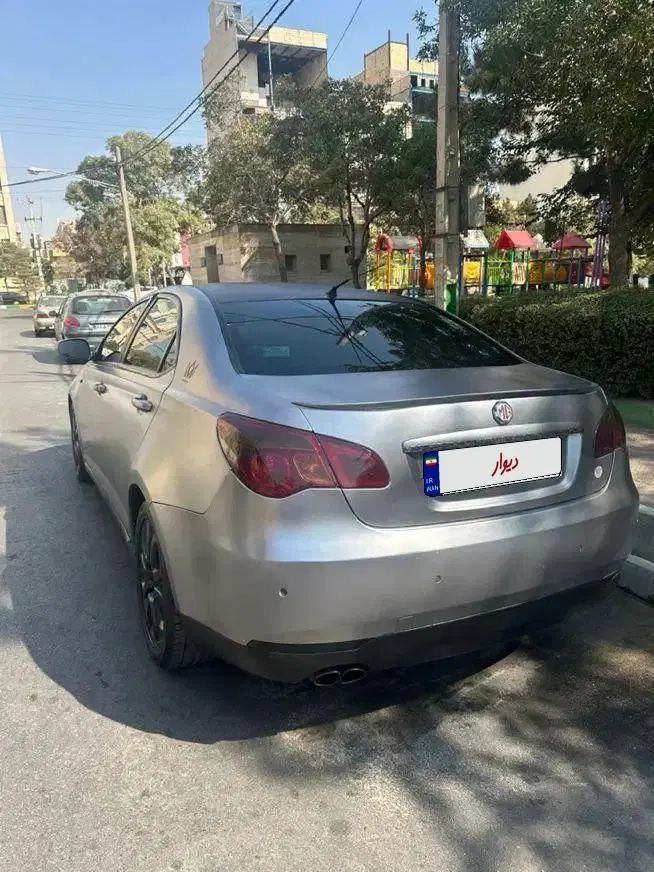 ام‌جی ۵۵۰ مدل ۲۰۱۱ خاکستری متالیک|خودرو سواری و وانت|مشهد, سجاد شهر|دیوار