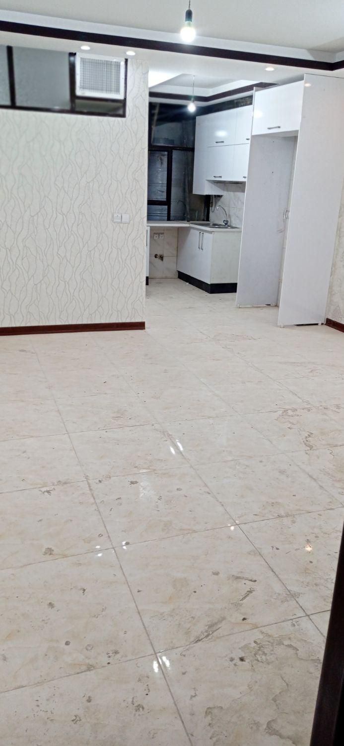 خانه طبقه همکف 80متر با پارکینگ|فروش خانه و ویلا|اصفهان, ناصرخسرو|دیوار