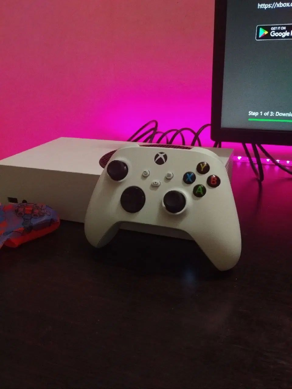 Xbox series s|کنسول، بازی ویدئویی و آنلاین|مشهد, دانشجو|دیوار