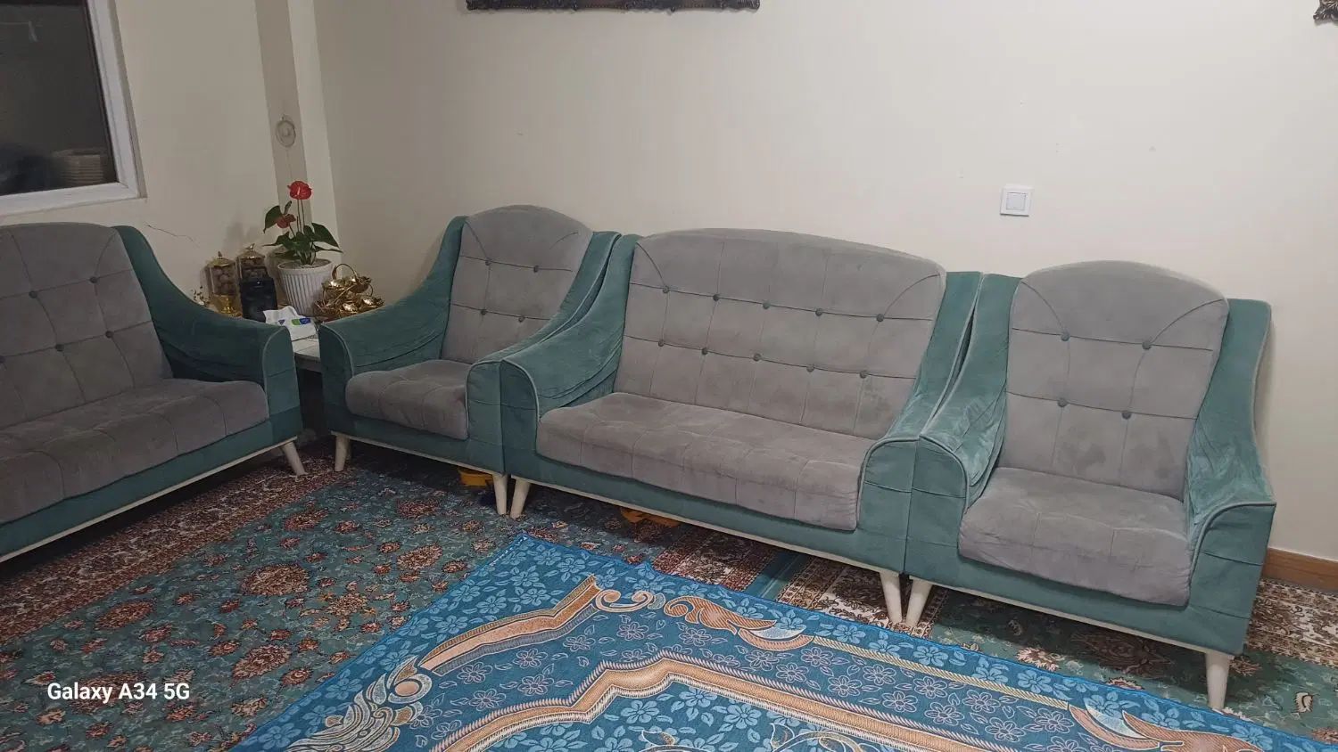 مبل راحتی بدون ایراد و زدگی خوش رنگ 7 نفره|مبلمان خانگی و میز عسلی|تهران, شمیران‌نو|دیوار