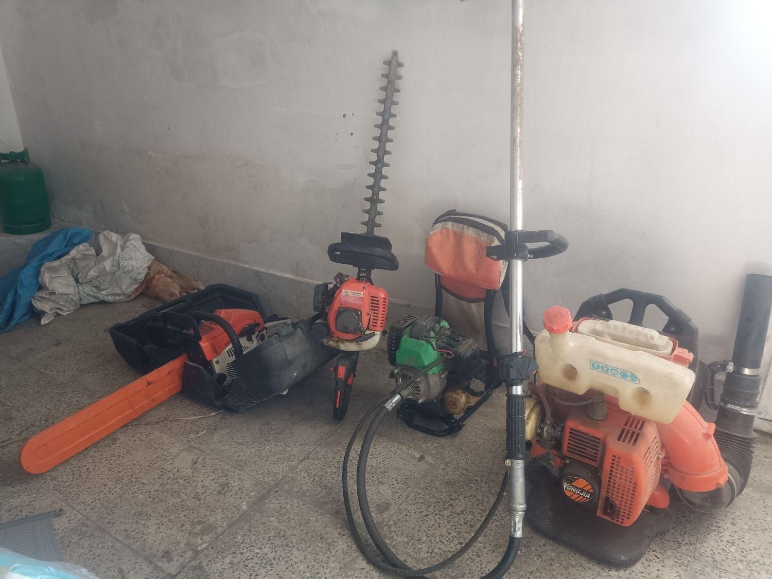 دستگاه فضای سبز|ماشین‌آلات صنعتی|فولادشهر, B2|دیوار