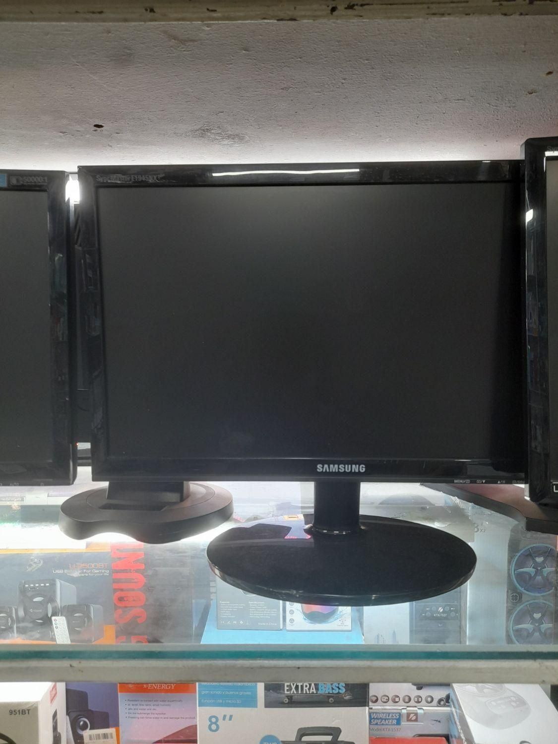 فروش مونیتور مخصوص دوربین مداربسته و کامپیوتر|قطعات و لوازم جانبی رایانه|قزوین, |دیوار