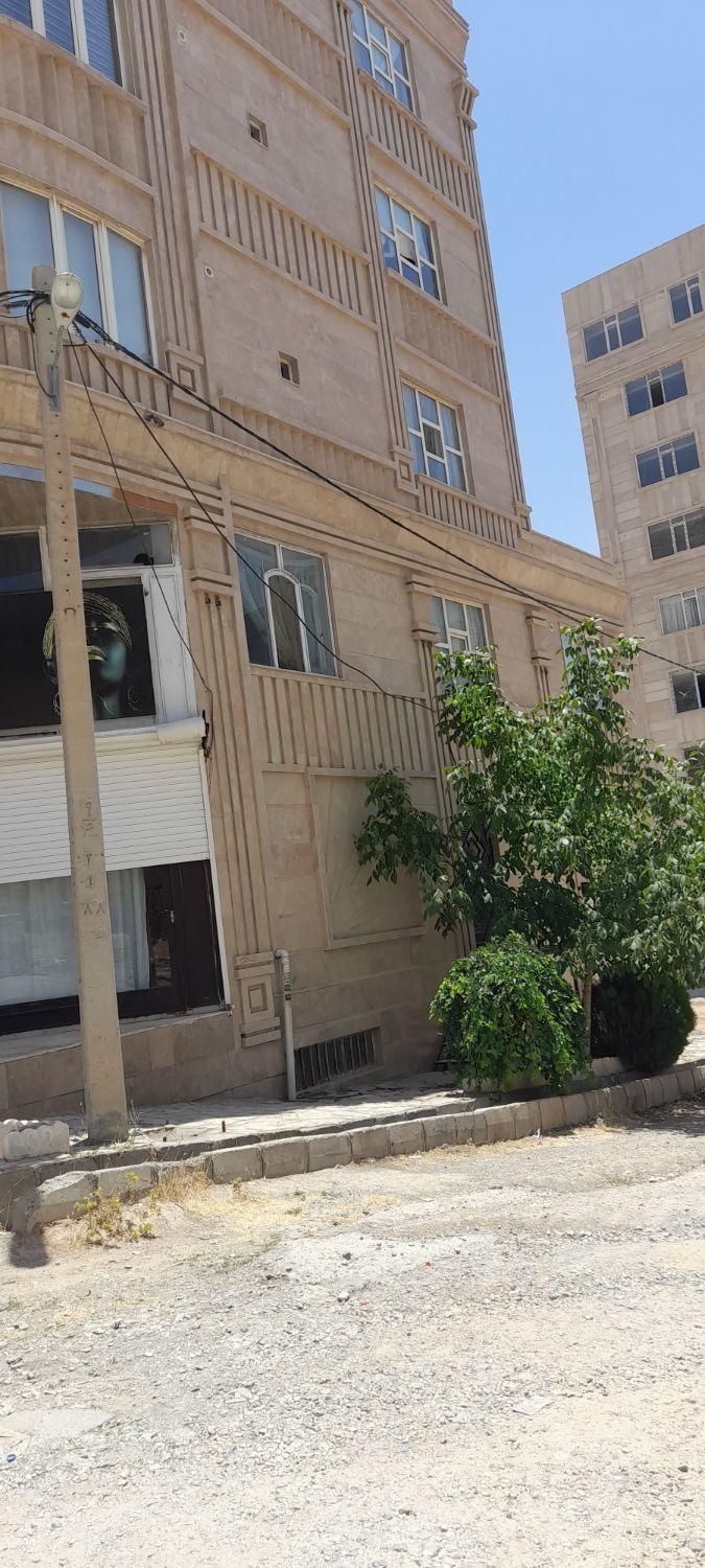 فروش آپارتمان ۱۵۰ متری ۲ خوابه ۵ طبقه دانش معاوضه|فروش آپارتمان|کرمانشاه, |دیوار