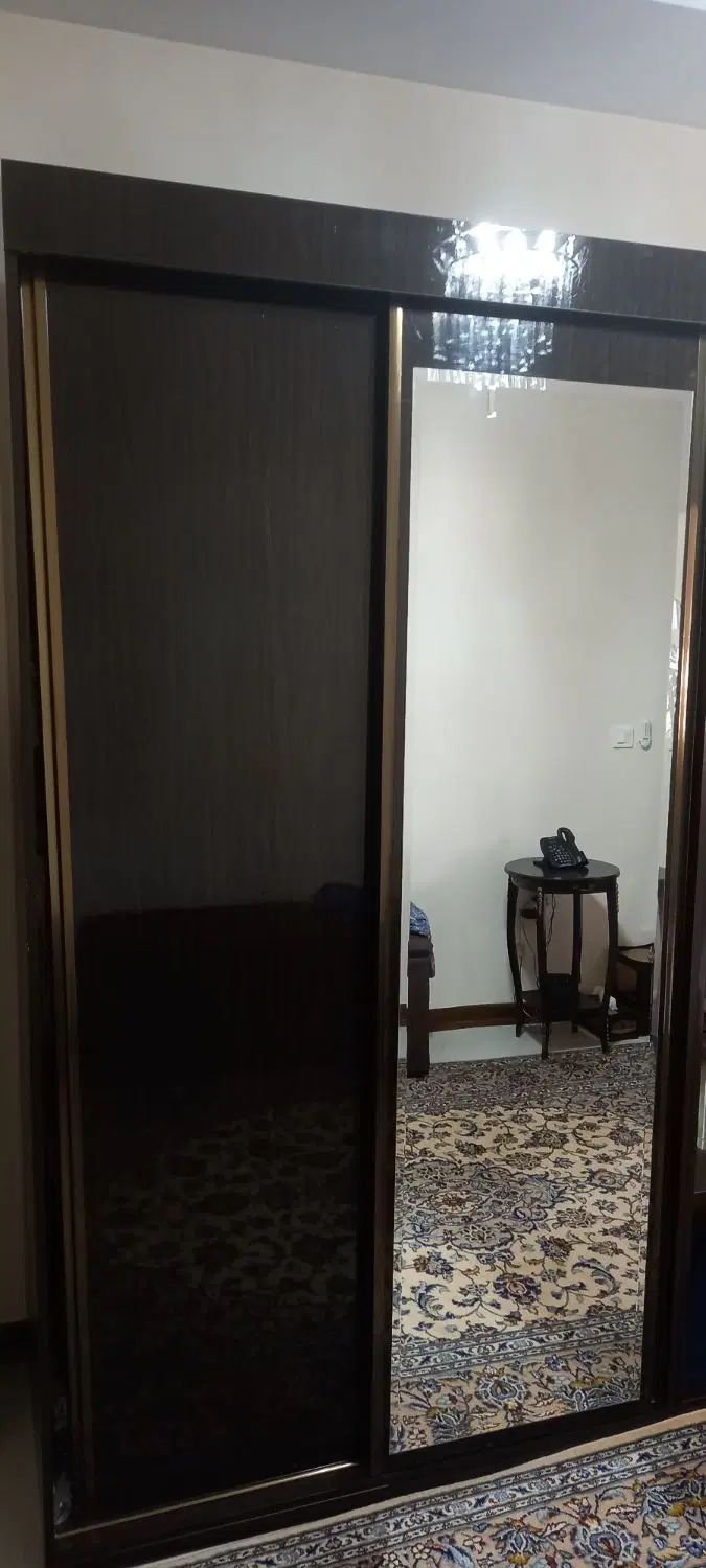 کمد ام دی اف با درب کشویی آیینه دار|جاکفشی، کمد، دراور|کرج, کوی کارمندان جنوبی|دیوار