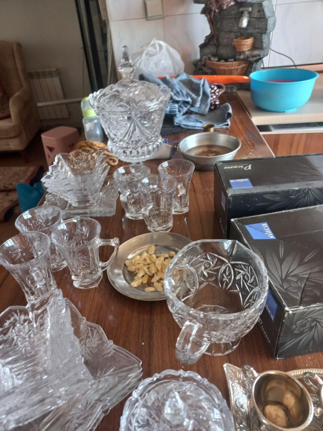 سرویس پذیرایی|ظروف سرو و پذیرایی|همدان, |دیوار