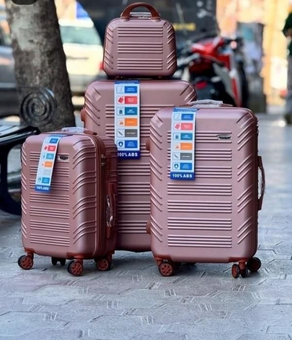 چمدان نشکن هاسونی (اصل) تک و ست ۴تایی ارسال فوری|کیف، کفش، کمربند|تهران, ستارخان|دیوار