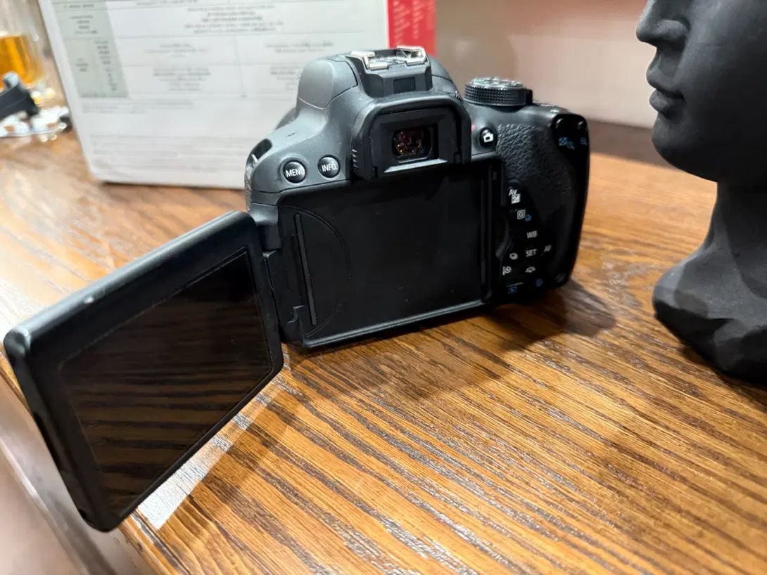 دوربین canon 700D|دوربین عکاسی و فیلم‌برداری|تهران, شهرآرا|دیوار