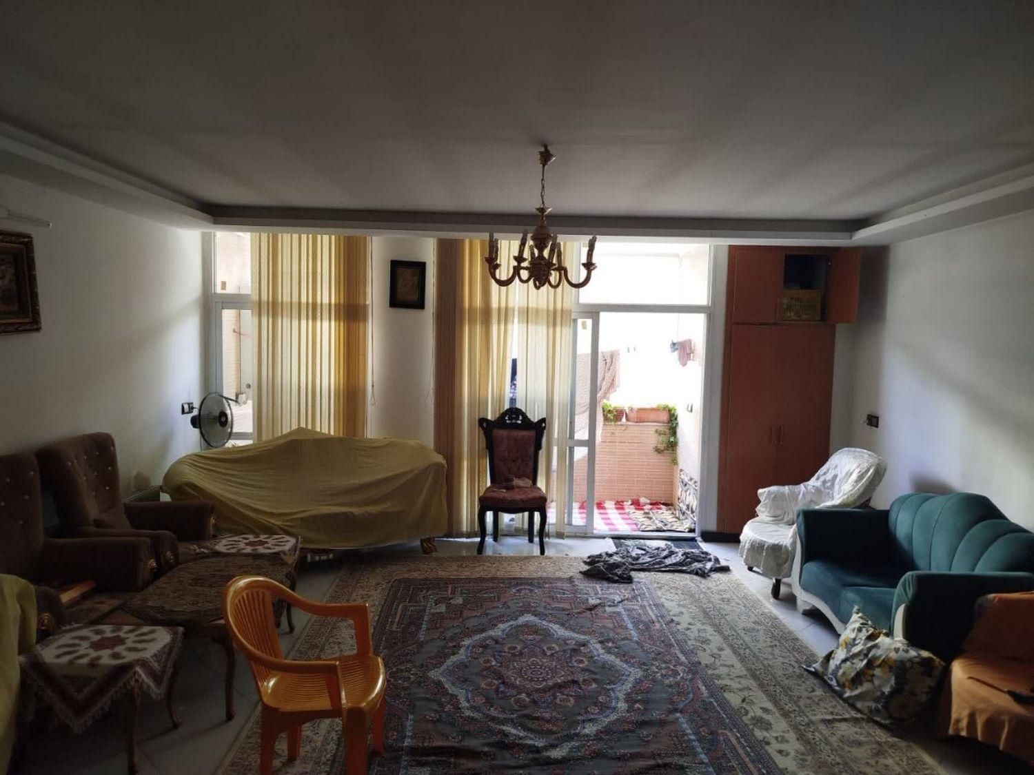 آپارتمان۱۰۳متری دوخواب طبقه۲،بهترین لوکیشن،غرق نور|فروش آپارتمان|اصفهان, تیران|دیوار