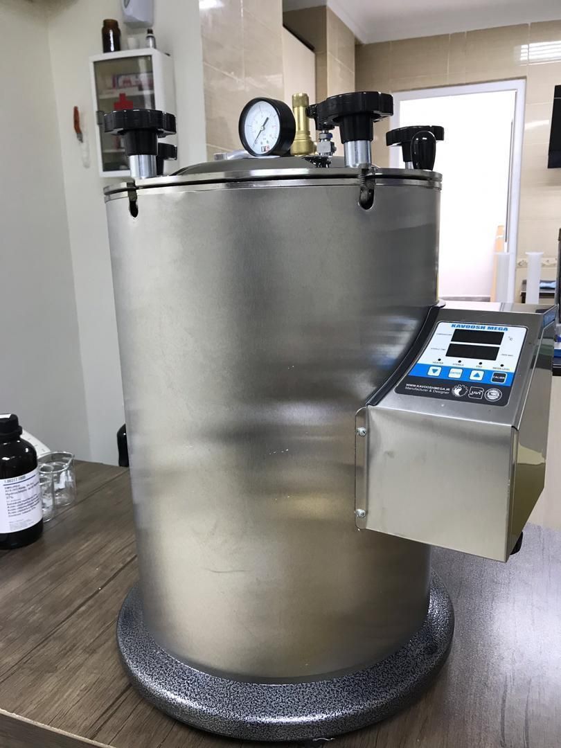 هود آزمایشگاهی،آون انکوباتور سانتریفیوژ اتوکلاو...|پزشکی|تهران, فلسطین (میدان انقلاب)|دیوار