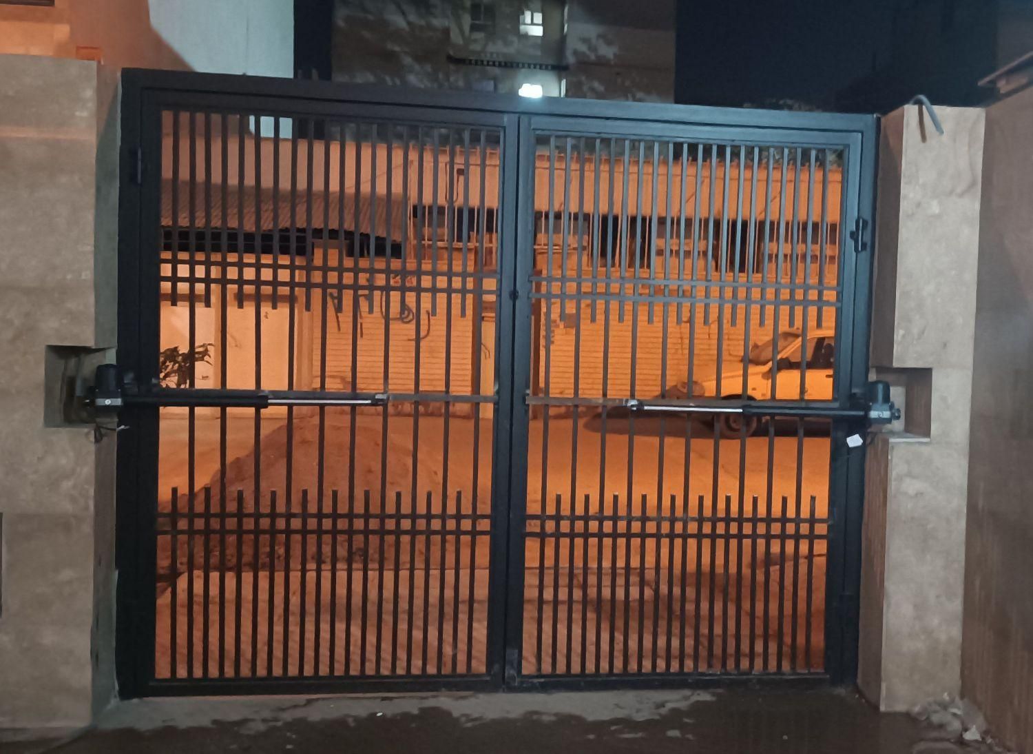 نصب و تعمیر جک درب‌پارکینگ و کرکره برقی|خدمات پیشه و مهارت|پرند, فاز ۵|دیوار