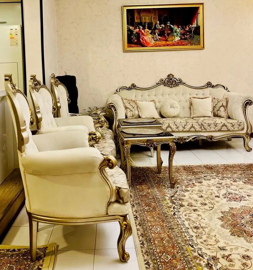 سرویس مبلمان چوبی به همراه میزناهارخوری|مبلمان خانگی و میز عسلی|گرگان, |دیوار