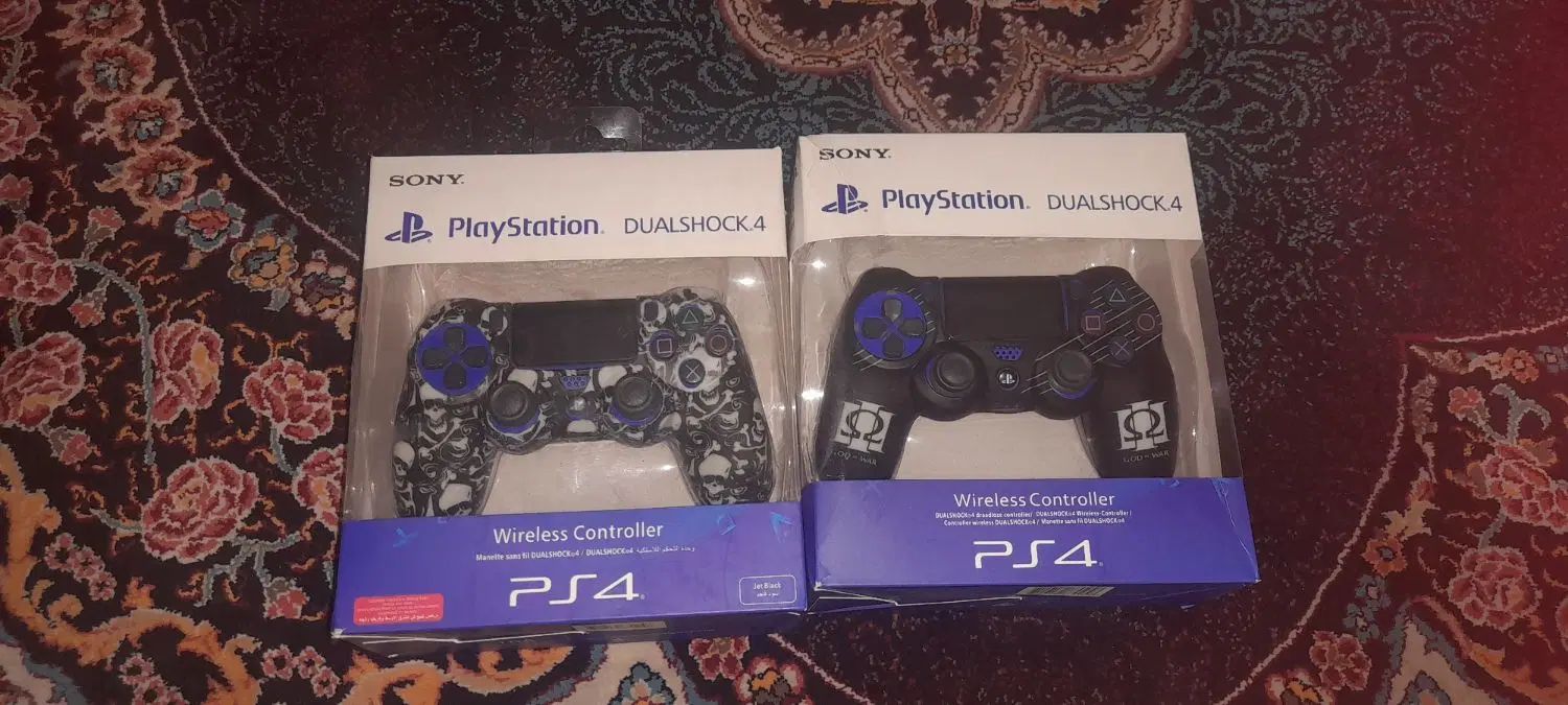 دو دسته ps4 با جعبه|کنسول، بازی ویدئویی و آنلاین|مشهد, کوی المهدی|دیوار