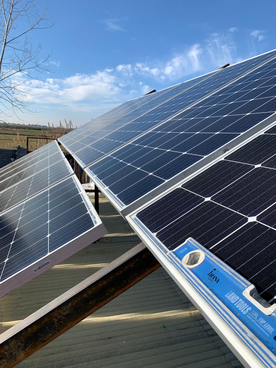 طراحی، اجرا و فروش پنل خورشیدی|مصالح و تجهیزات ساختمان|ساری, |دیوار