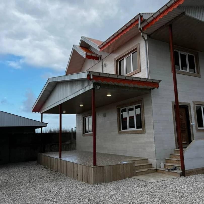 فروش خانه ویلایی ۴۰۰ متری /بنا ۲۰۰/استخر ۴ فصل|فروش خانه و ویلا|رضوانشهر, |دیوار