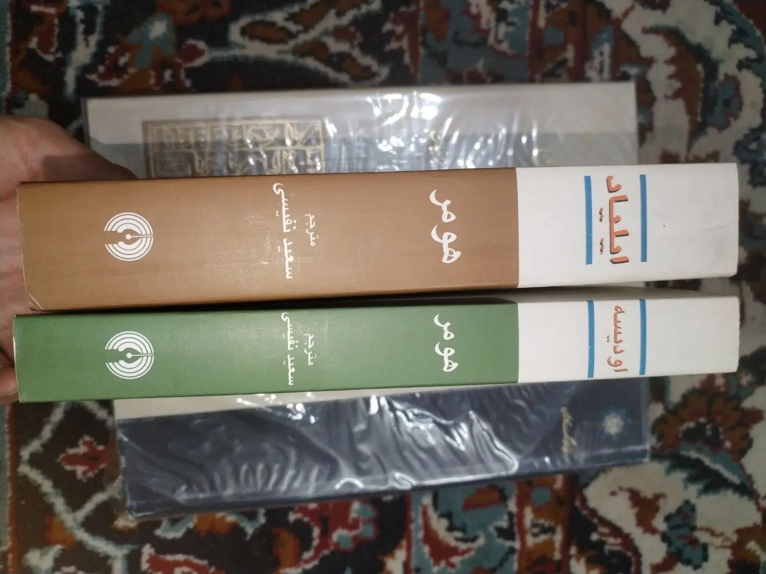 کتاب تاریخی|کتاب و مجله تاریخی|اصفهان, خانه اصفهان|دیوار
