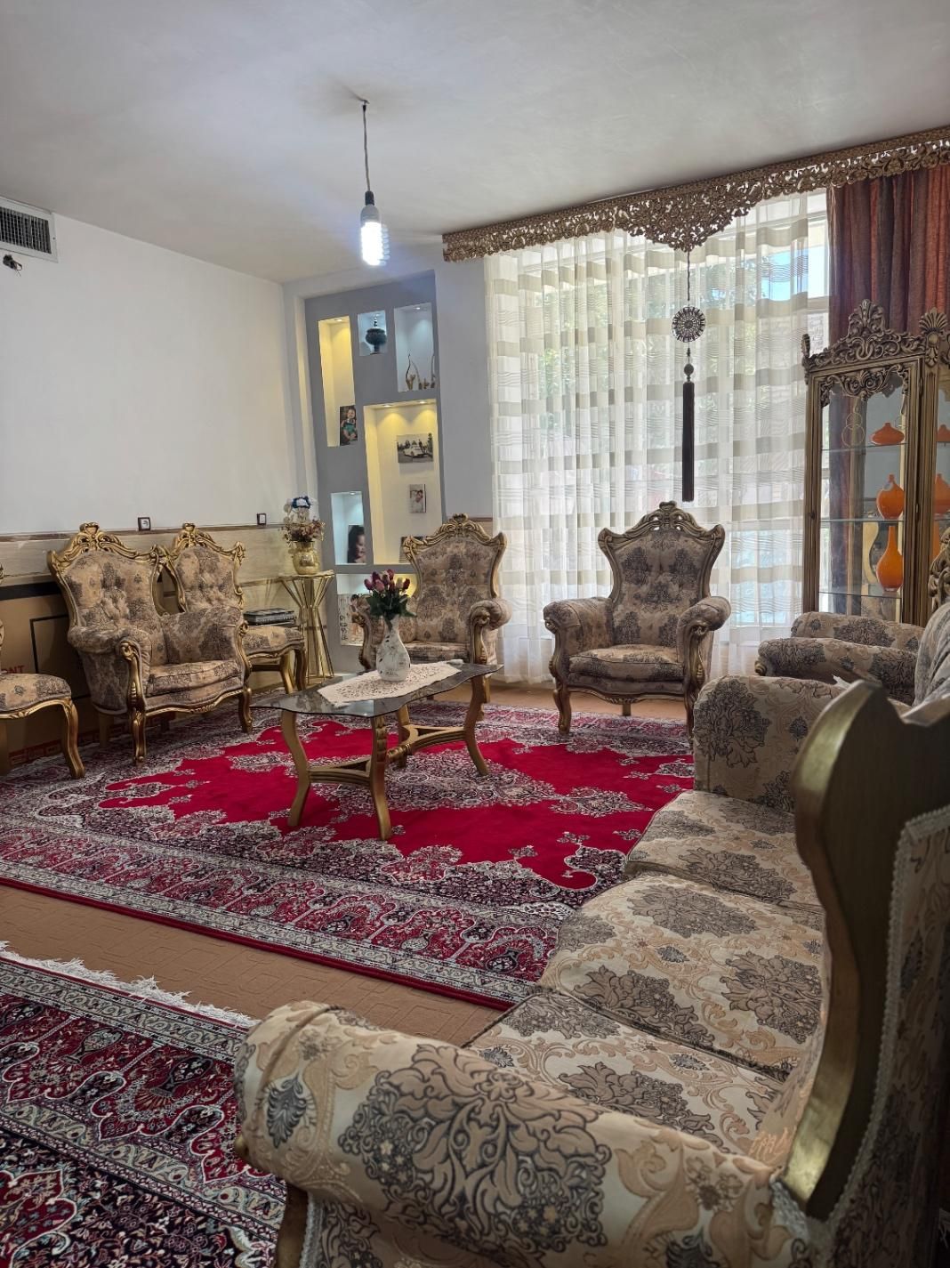 مبلمان سلطنتی|مبلمان خانگی و میز عسلی|مرودشت, بیست متری بیمارستان|دیوار