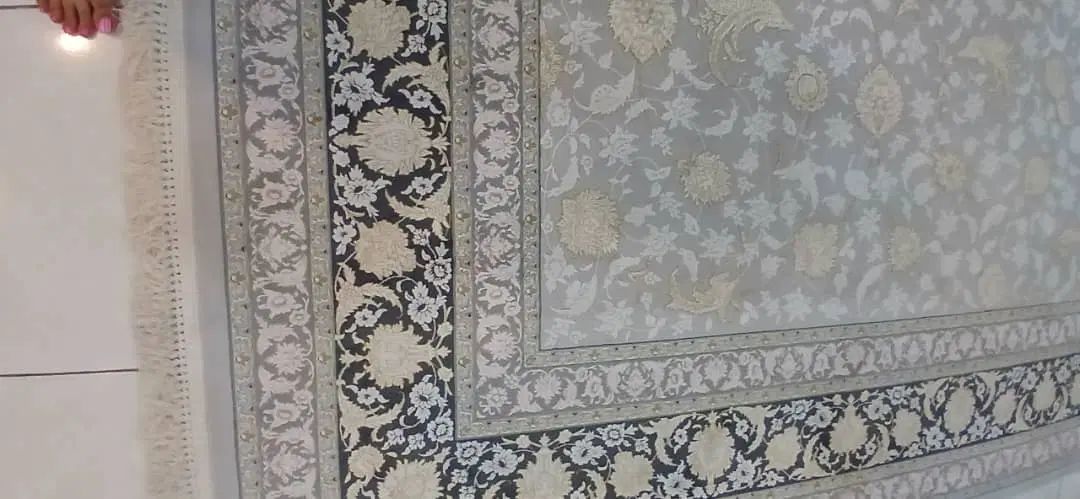 فرش ۱۲متری گل برجسته با یک عددفرش دو متری|فرش|تهران, اتابک|دیوار
