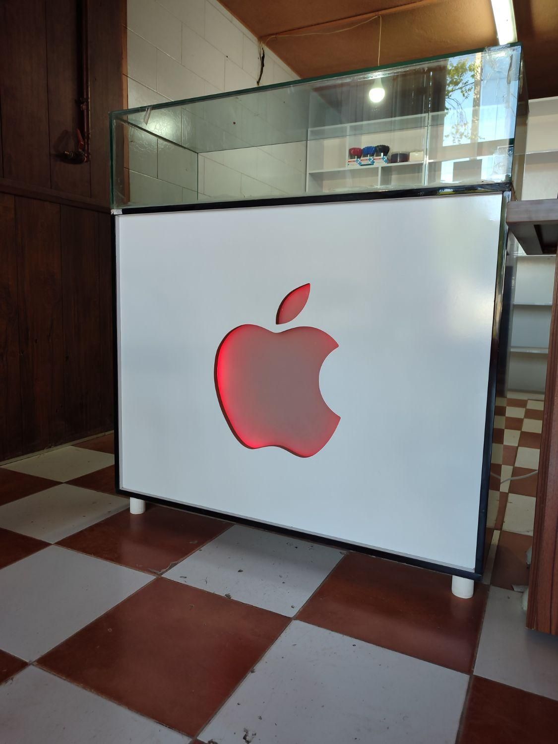 ویترین لوازم جانبی موبایل|فروشگاه و مغازه|مرودشت, شهرک مهدیه|دیوار