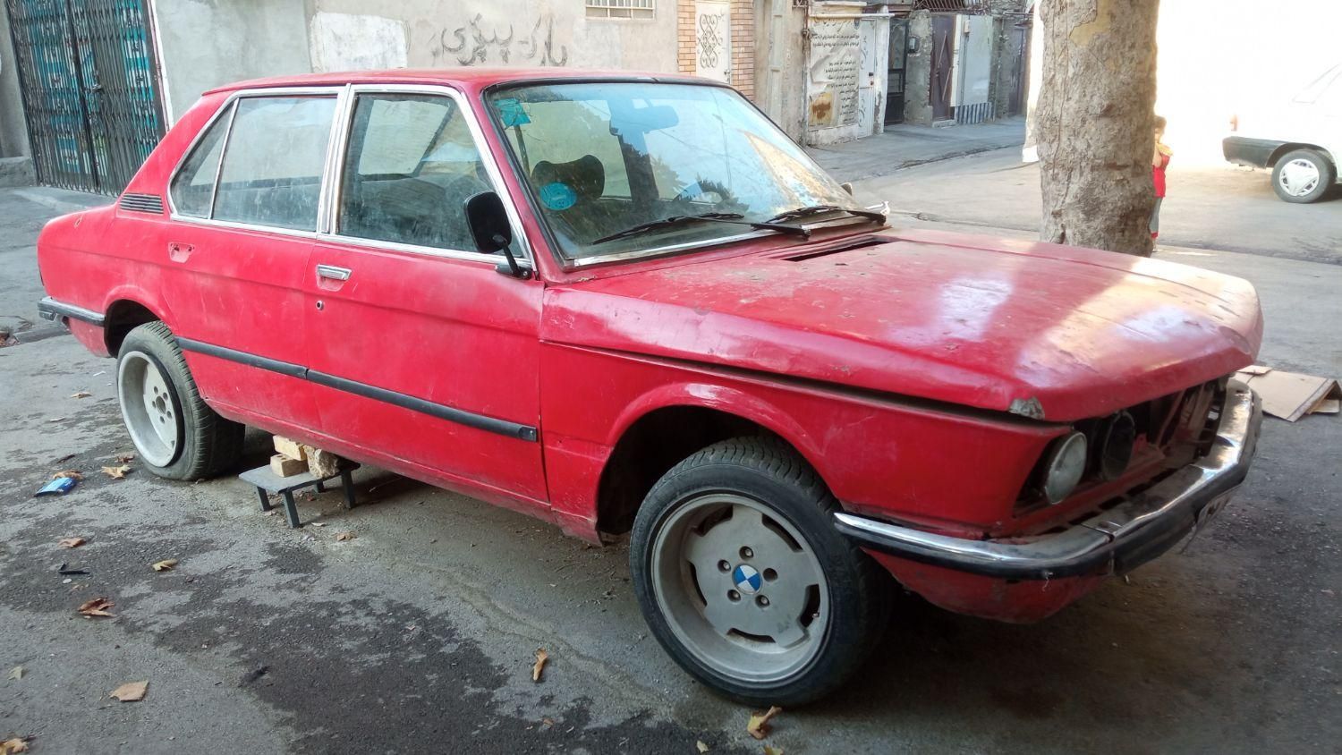 bmw e12 520|خودرو سواری و وانت|مشهد, بلوار توس|دیوار