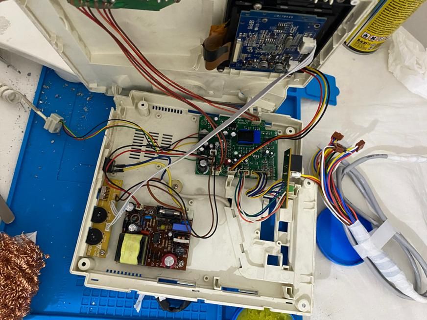 برقکار ساختمان(سرویس کولر،رفع اتصالی)|خدمات پیشه و مهارت|مشهد, فرهنگ|دیوار