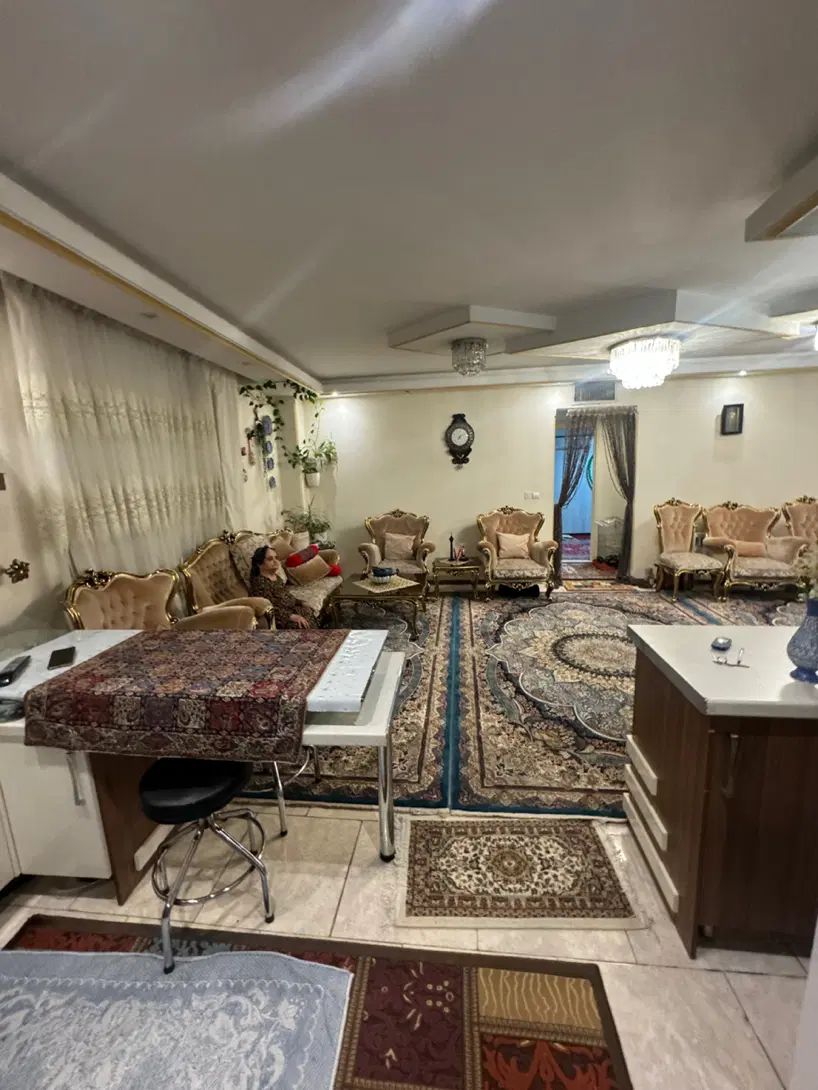 87 متر/اسانسور/پارکینگ/انباری/سالن پرده خور|اجارهٔ آپارتمان|تهران, جی|دیوار