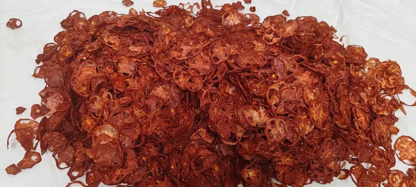 گوجه خشک|خوردنی و آشامیدنی|اصفهان, فروردین|دیوار