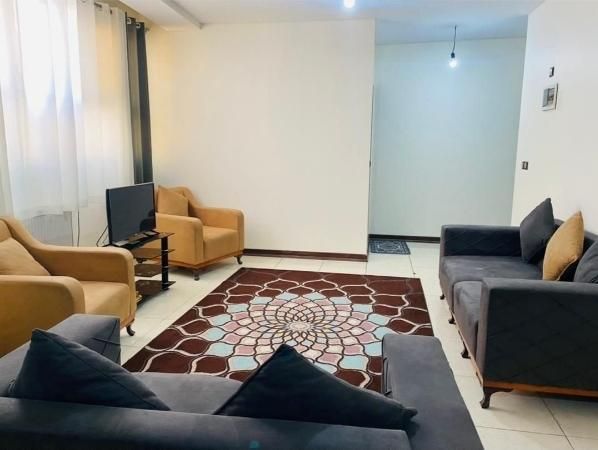 اجاره آپارتمان روزانه و هفتگی در انقلاب|اجارهٔ کوتاه‌مدت آپارتمان و سوئیت|تهران, فلسطین (میدان انقلاب)|دیوار