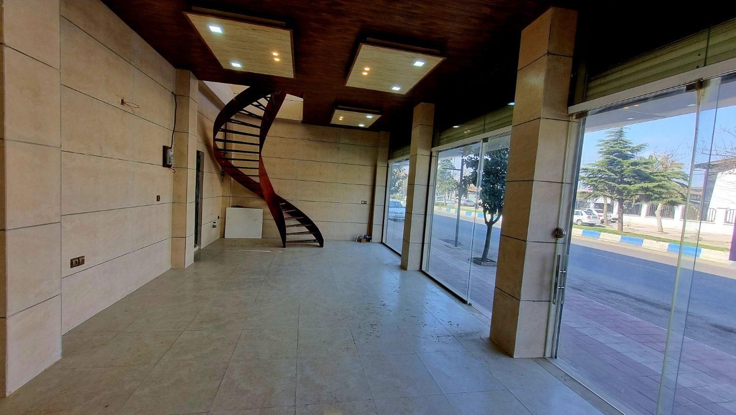 اجاره تجاری ۱۱۵ متری درجاده چمخاله|اجارهٔ مغازه و غرفه|لنگرود, |دیوار