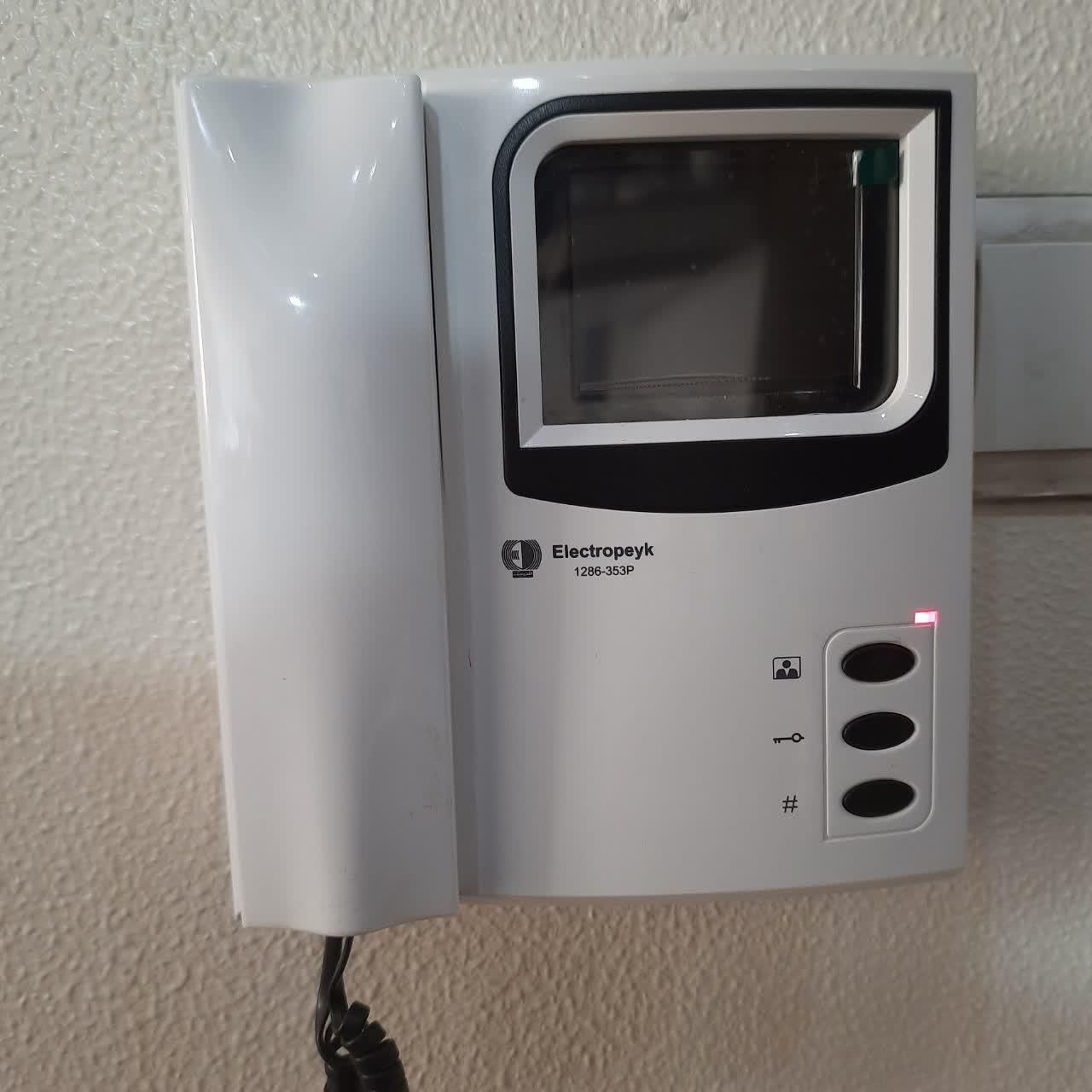 برقکار ی / برقکار / آیفون / آیفون تصویری|خدمات پیشه و مهارت|شاهینشهر, خانه کارگر|دیوار