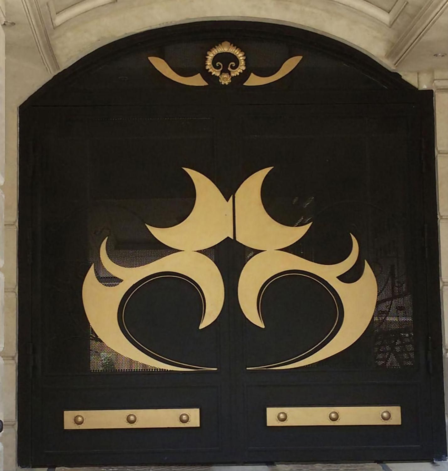 رنگ آمیزی و نقاشی درب و پنجره و منزل و ساختمان|خدمات پیشه و مهارت|مشهد, حسابی جنوبی (شهرک غرب)|دیوار