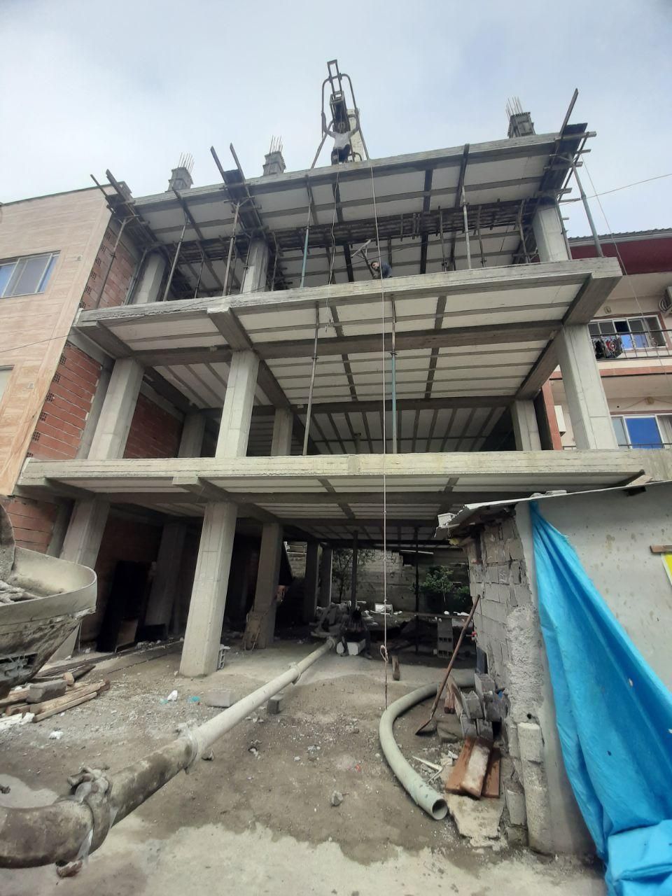 پیش فروش‌ ۱۳۰متری تک واحدی خیابان امام لوکیشن قوی|پیش‌فروش املاک|محمودآباد, |دیوار