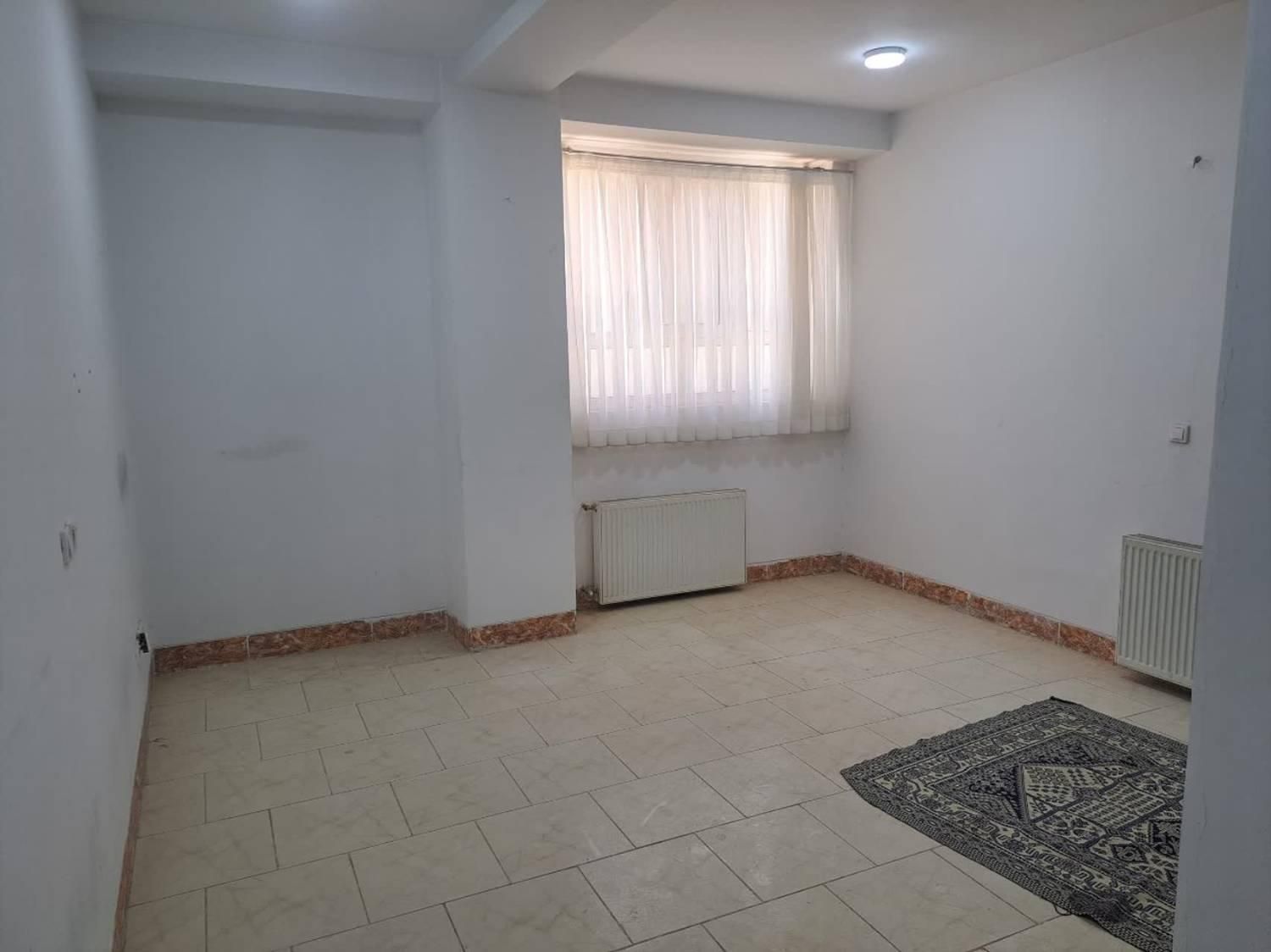 آپارتمان ۷۵ متری بلوار مدرس طبقه اول|فروش آپارتمان|یزد, |دیوار