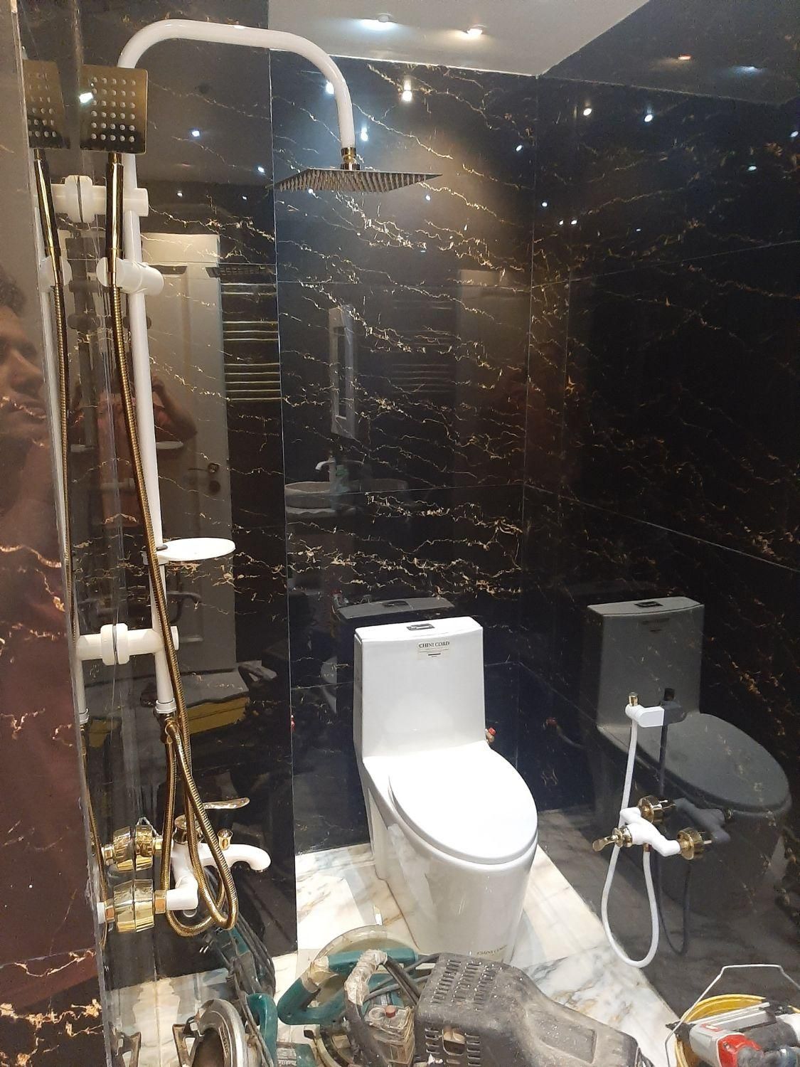 لوله کشی،تاسیسات،آب وفاضلاب،ترکیدگی،رفع نم ورطوبت|خدمات پیشه و مهارت|پرند, فاز ۶|دیوار