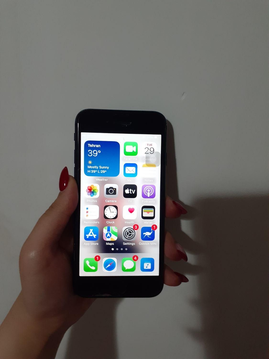 اپل iPhone SE (2020) با حافظهٔ ۱۲۸ گیگابایت|موبایل|رشت, یخسازی|دیوار