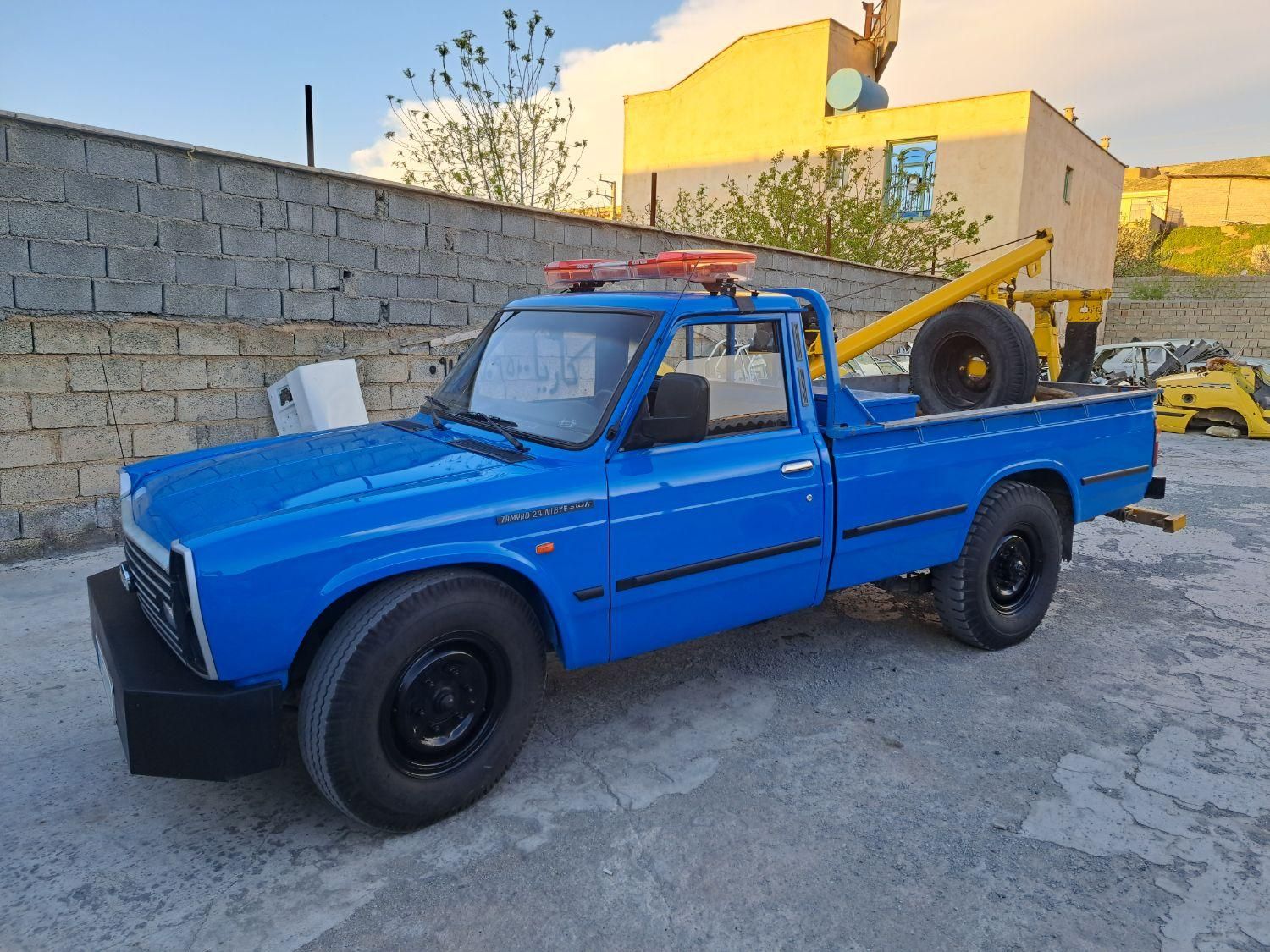 امداد خودرو تعمیر در محل *جرثقیل|خدمات حمل و نقل|کامیاران, |دیوار