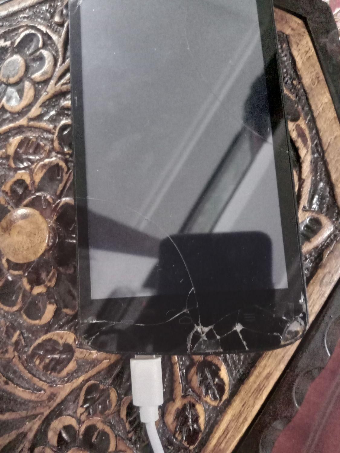 گوشی هونور|موبایل|پرند, فاز ۱|دیوار