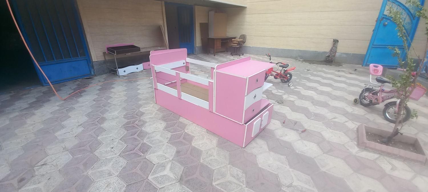 کمد و تختخواب بچه گانه و نوجوان|تخت و سرویس خواب|بناب, |دیوار