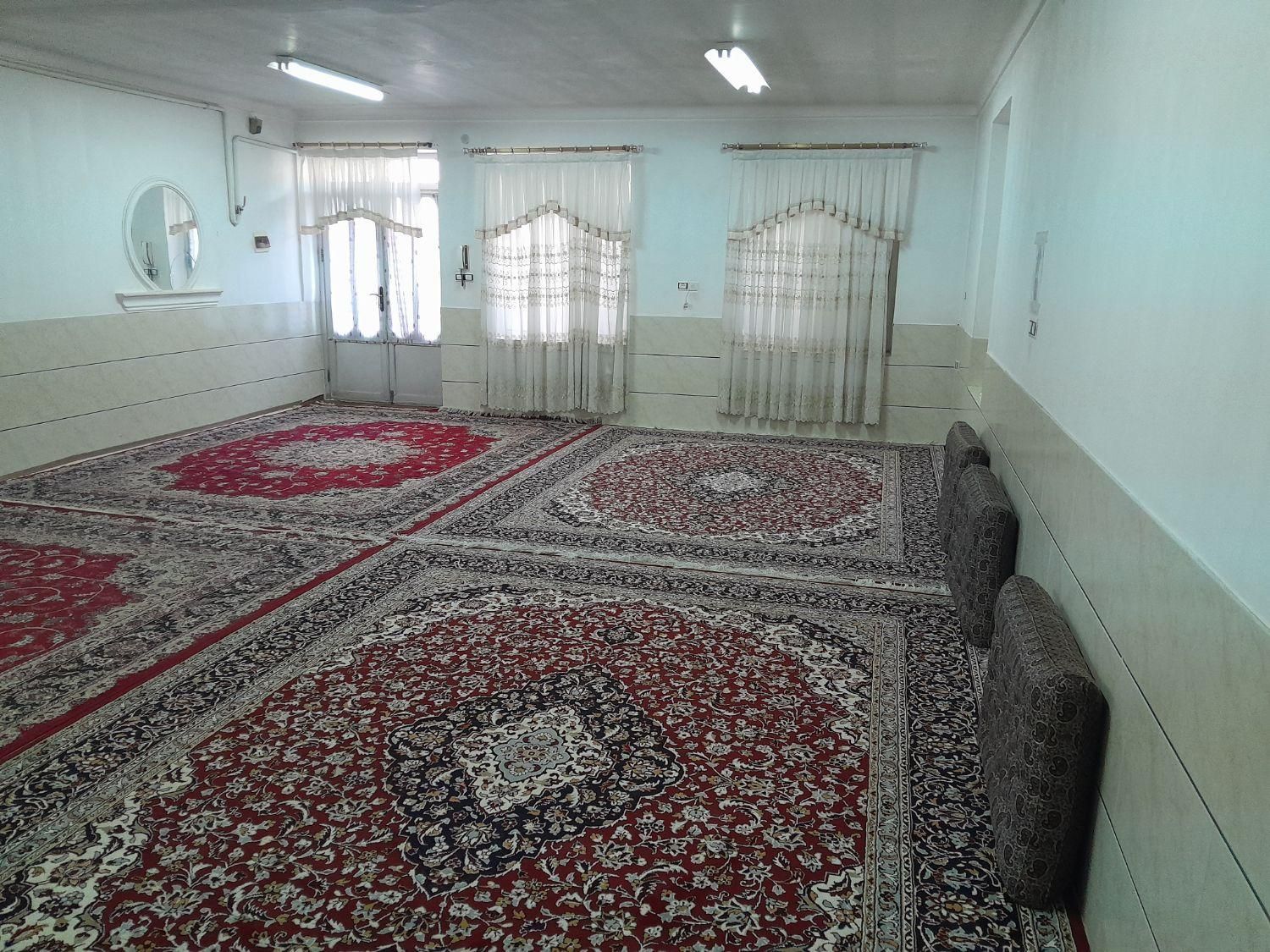 سوئیت نزدیک حرم با تمام امکانات رفاهی و پارکینگ|اجارهٔ کوتاه‌مدت آپارتمان و سوئیت|طبس, |دیوار