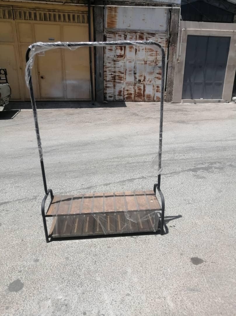 رگال لباسی فلز و چوب فلز|جاکفشی، کمد، دراور|شیراز, عادل آباد|دیوار