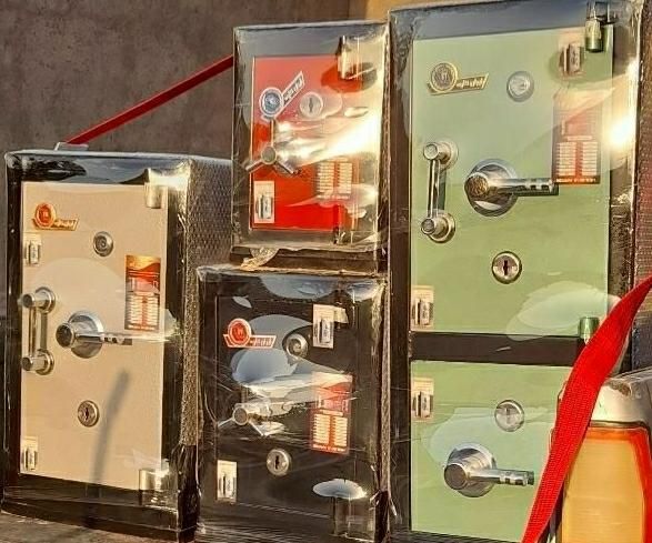 گاوصندوق رو از محمودی بخر که بصرفه صندوق ۱۸۸۰|ابزارآلات|تربتحیدریه, شهرک ولیعصر|دیوار