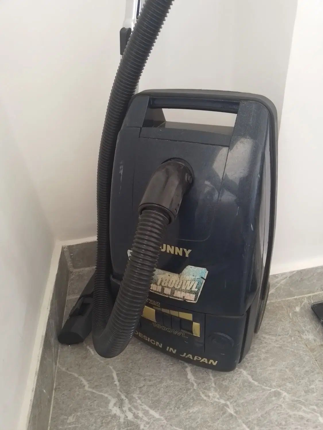 جاروبرقی سانی ۱۸۰۰ وات|جاروبرقی، جارو شارژی، بخارشو|رشت, نامجو|دیوار
